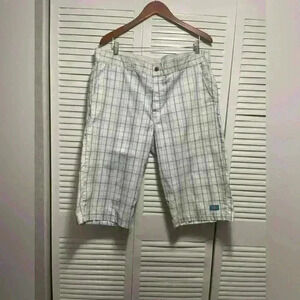 Dickie’s Men 3/4 Length White with Blue Lines Size 38